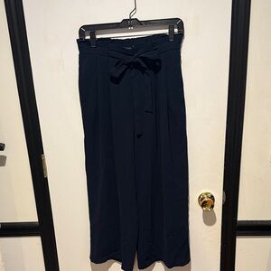 Zara Navy Wide-Leg Cropped Dress Pants with Belt